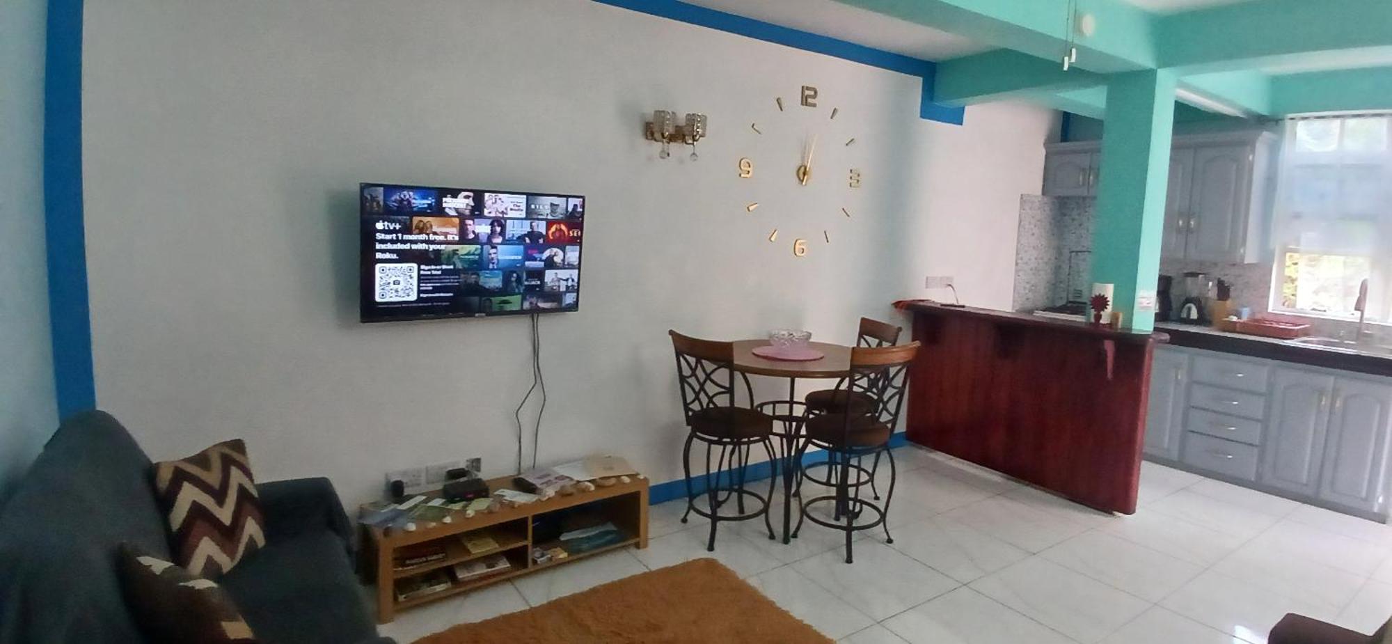 Апартаменты Cozy Vacation Retreat With Free Parking Розо Экстерьер фото